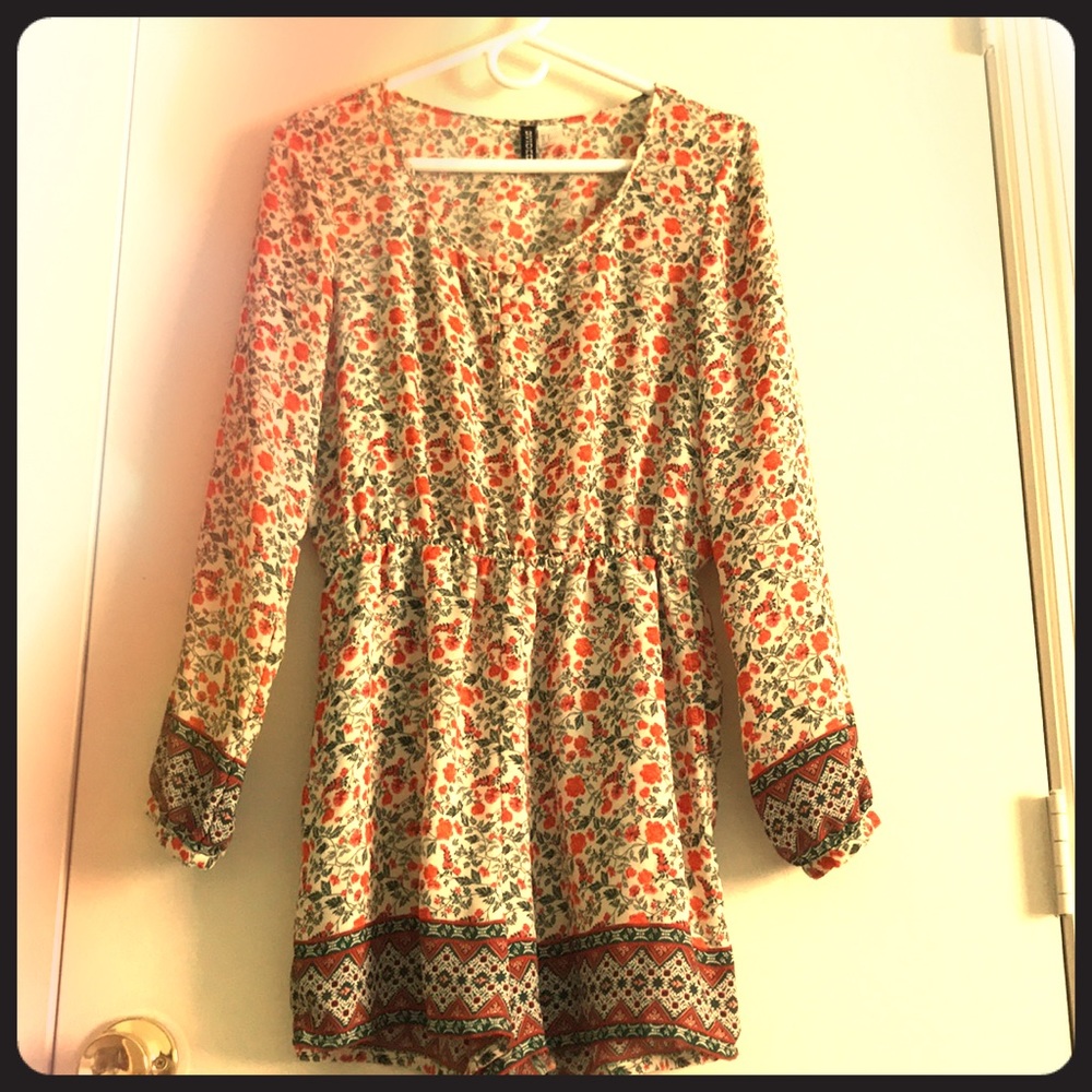 Cute romper!